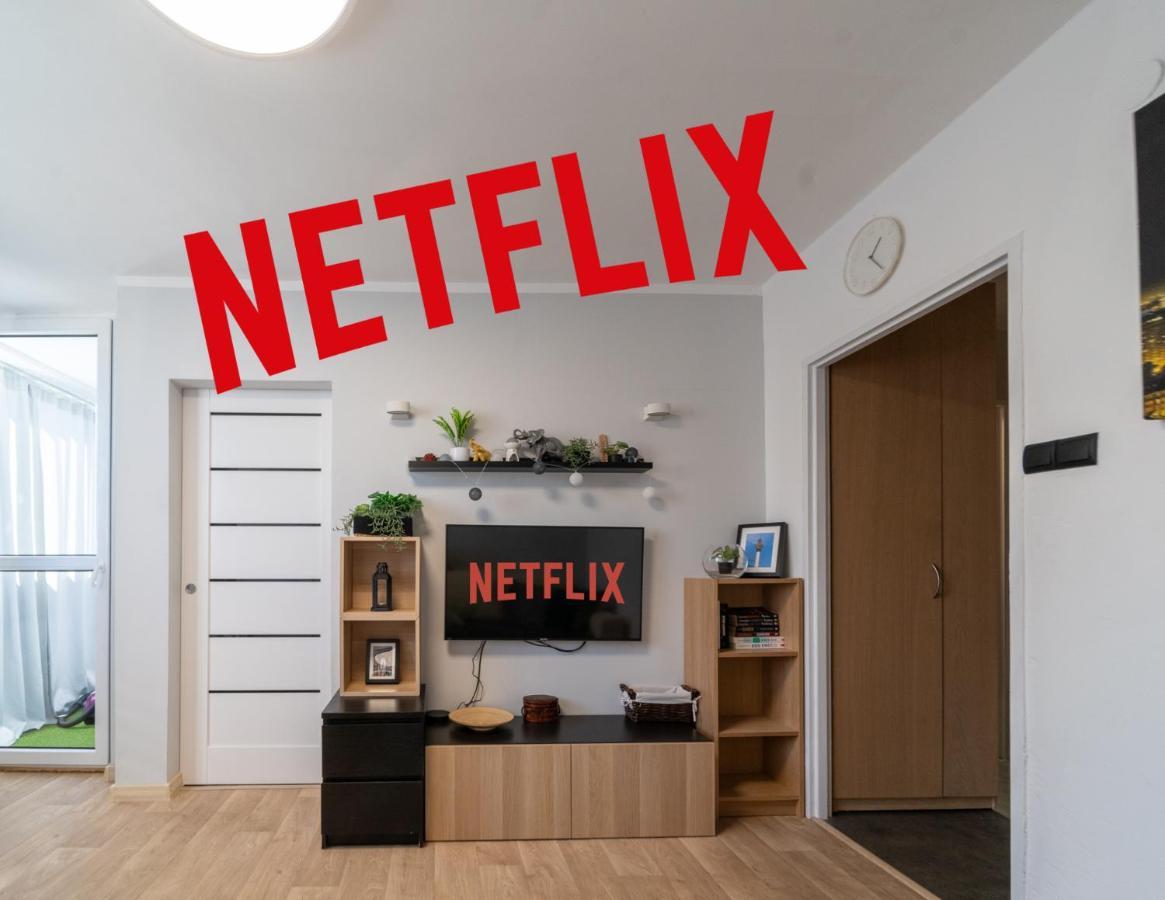 Metro Lux Home Apartment Varsó Kültér fotó