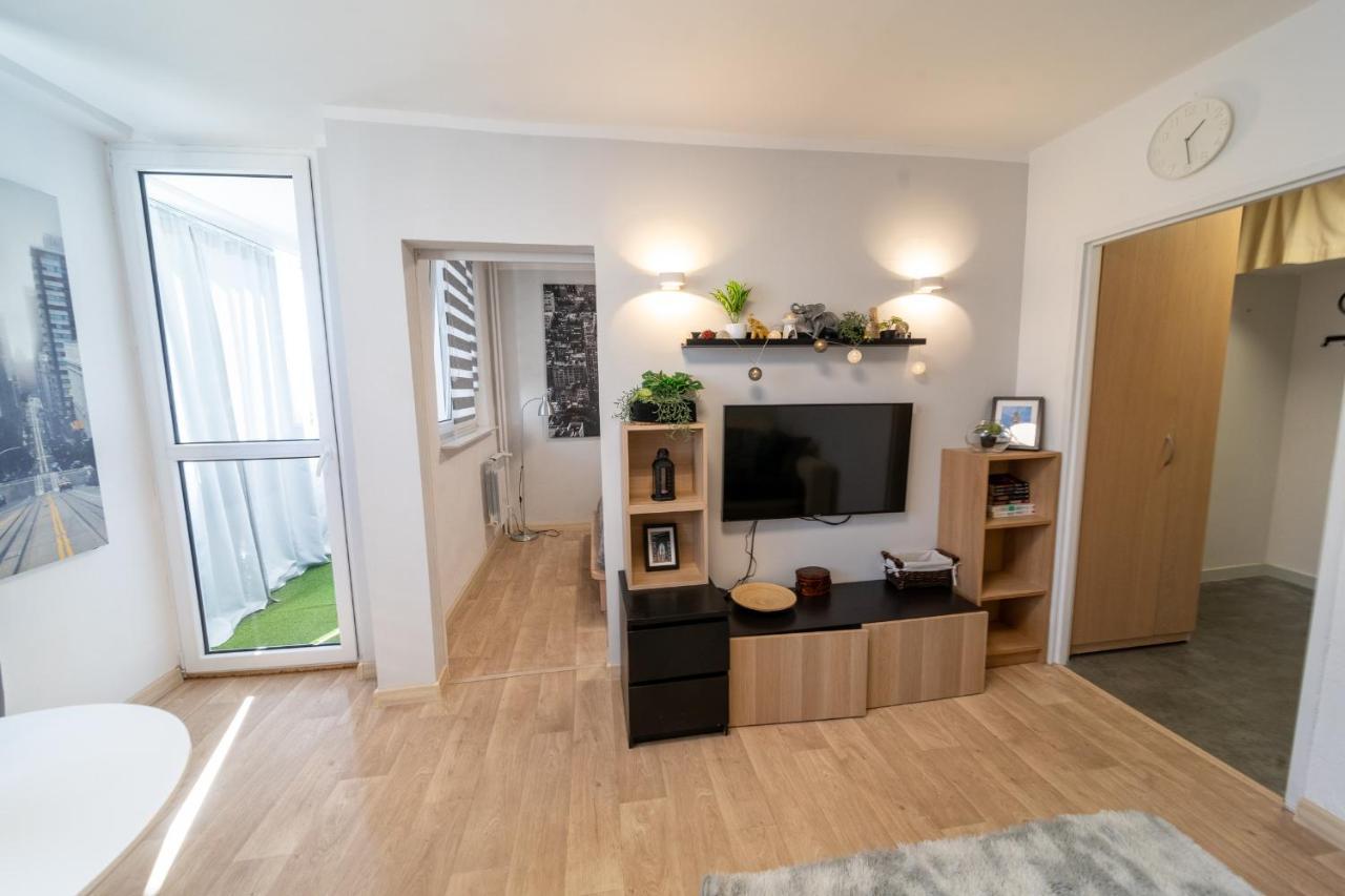 Metro Lux Home Apartment Varsó Kültér fotó