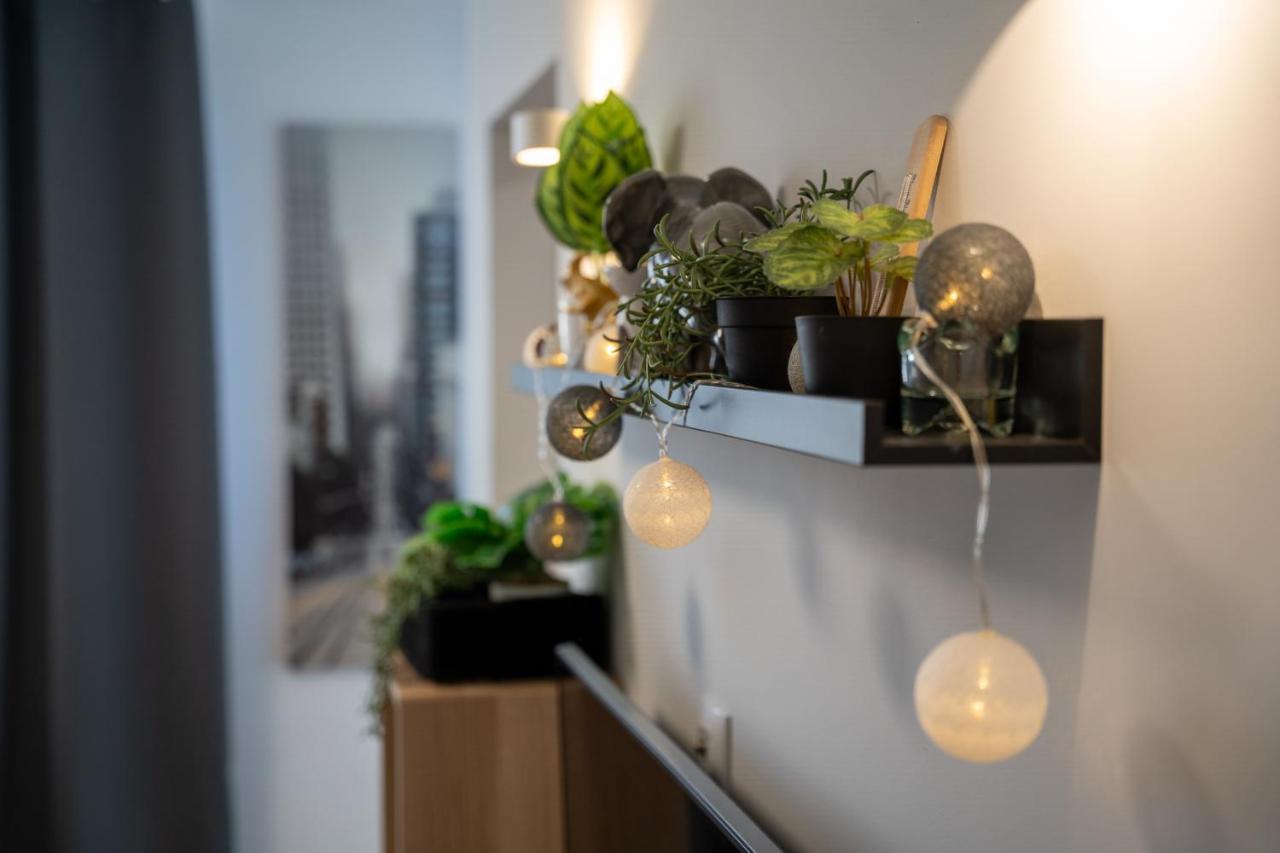 Metro Lux Home Apartment Varsó Kültér fotó