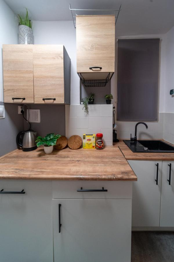 Metro Lux Home Apartment Varsó Kültér fotó